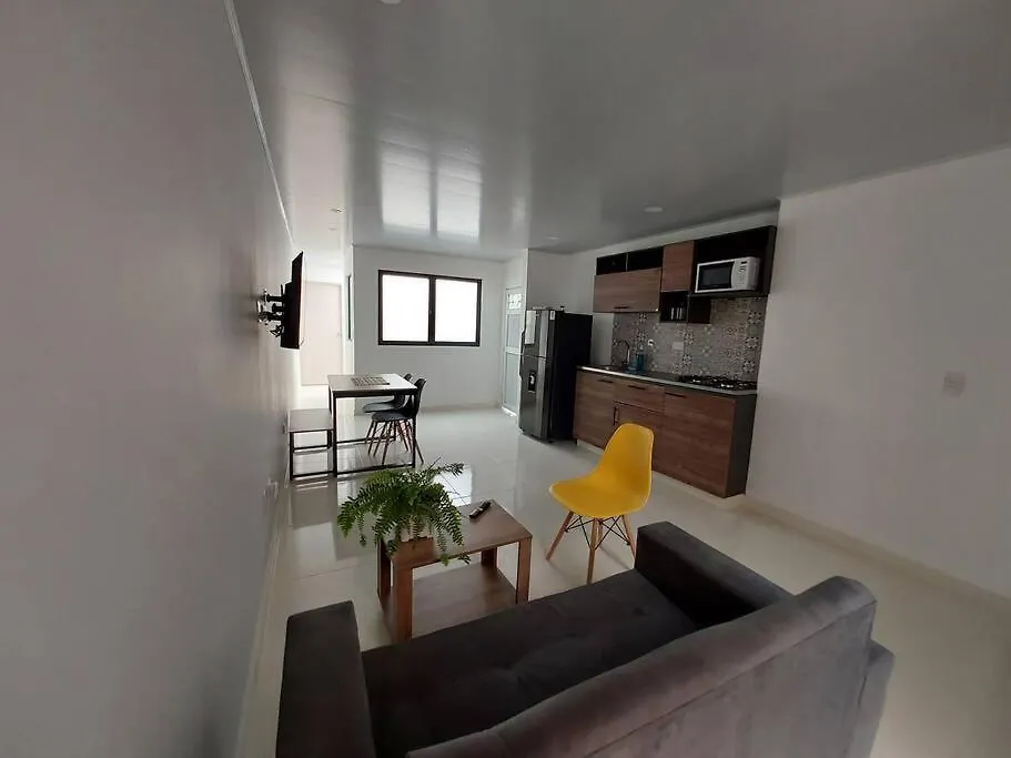 Apartamento Amplio Y Moderno Medellin